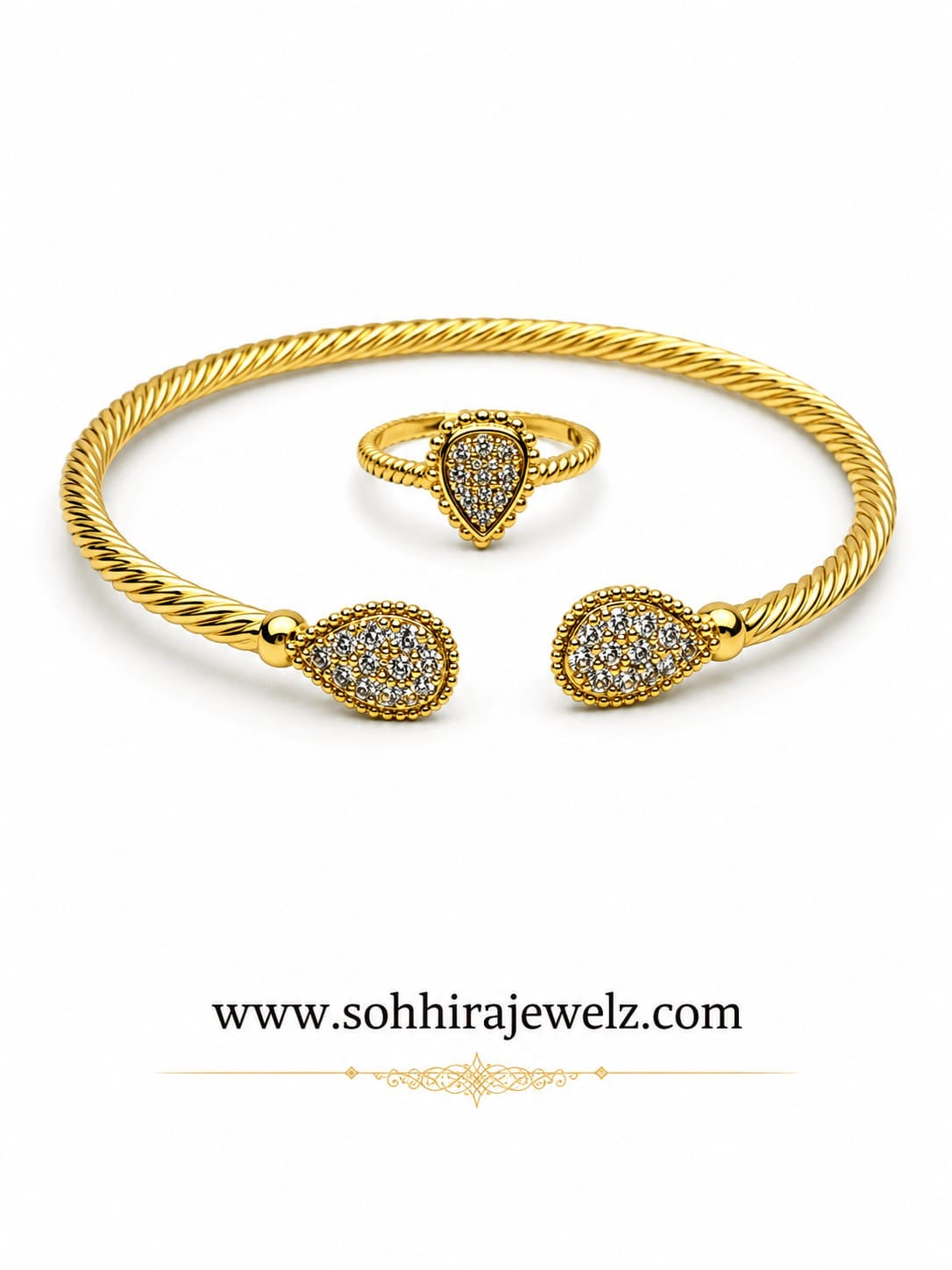 Honey Twist Teardrop Bracelet