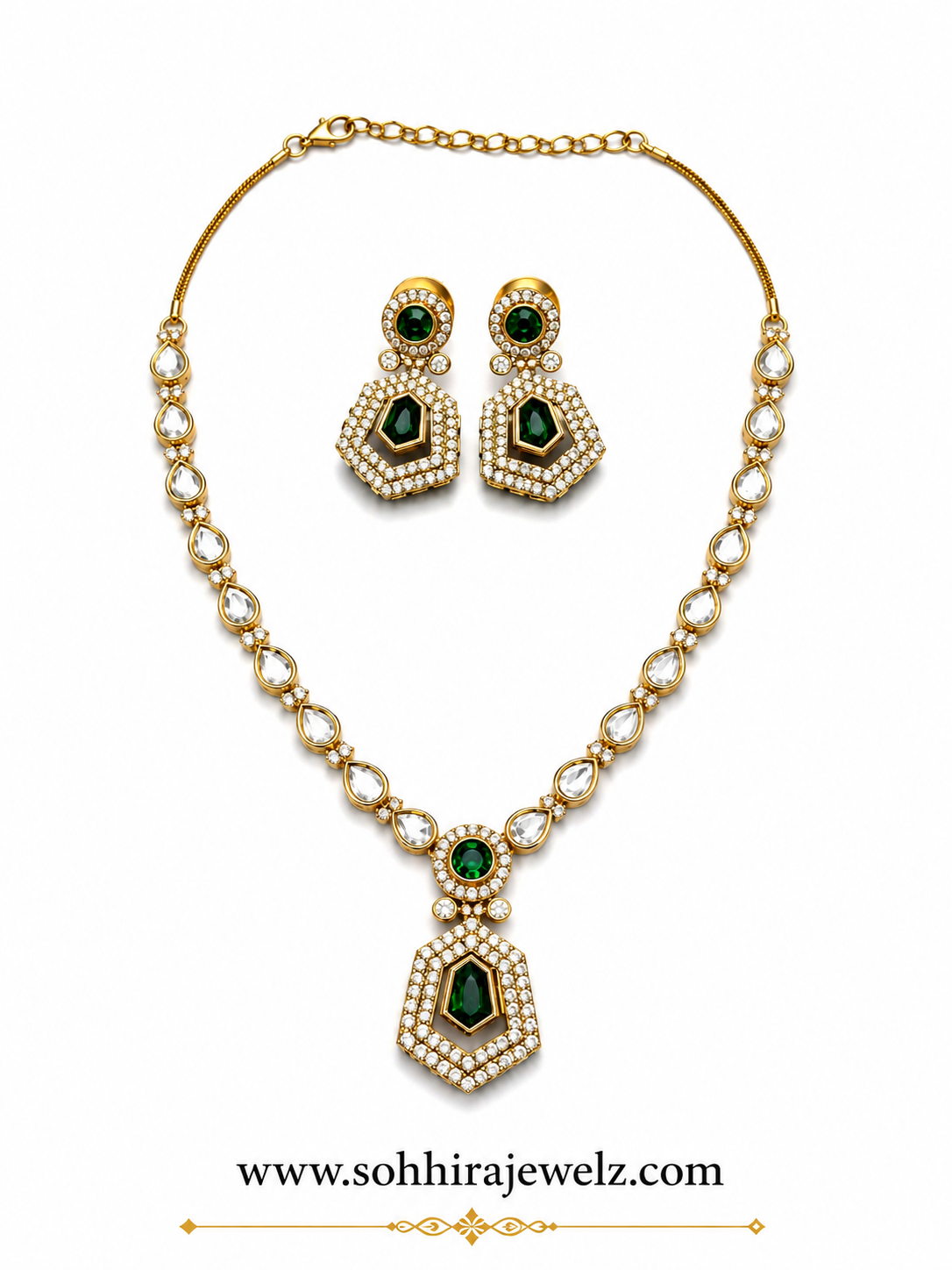 The Belgravia Emerald Pendant Set