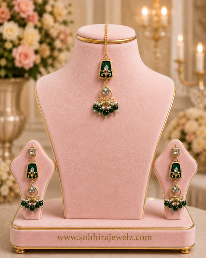 Queen's Emerald Heritage Necklace Set
