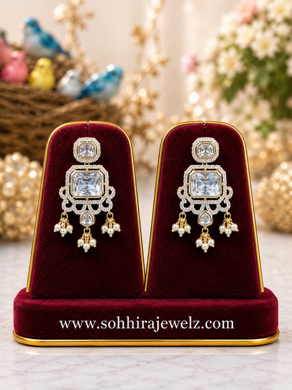 The Ivory Crown Pendant Set
