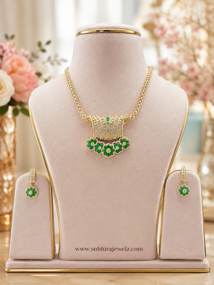 Emerald Bloom Necklace